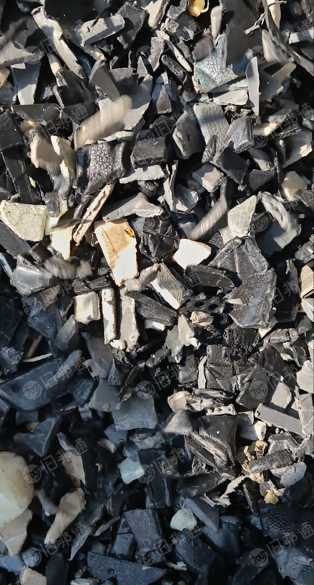 出售PP汽车内饰破碎料，过盐过风选，18筛网