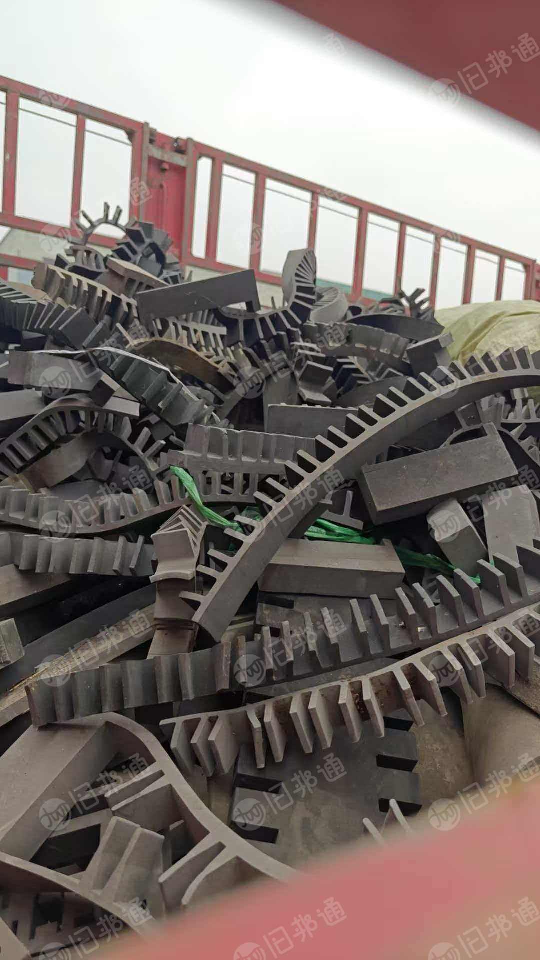 长期求购EVA发泡料，月需300吨