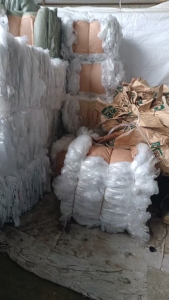 长期出售干造缠绕膜废料，PE花膜废料