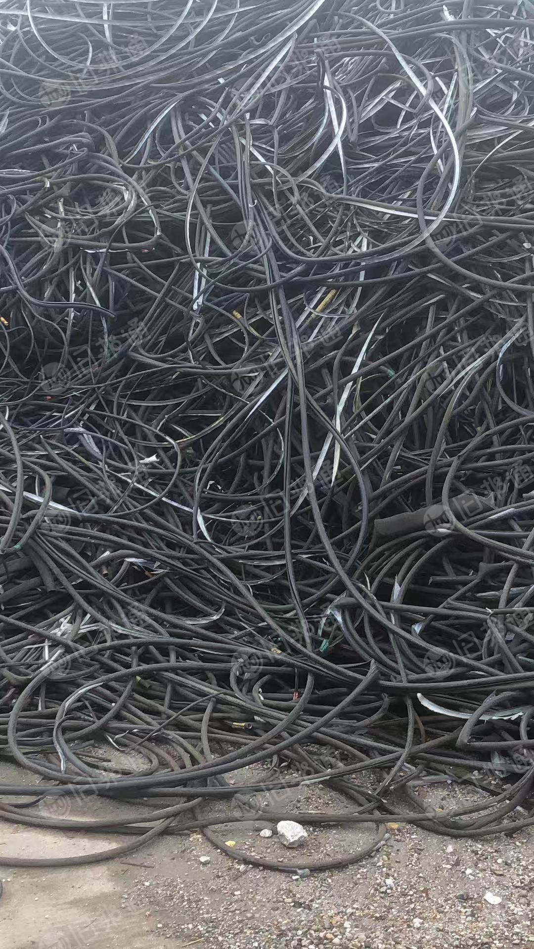 出售电缆皮毛料，是从火车上拆下来的，现货20多吨