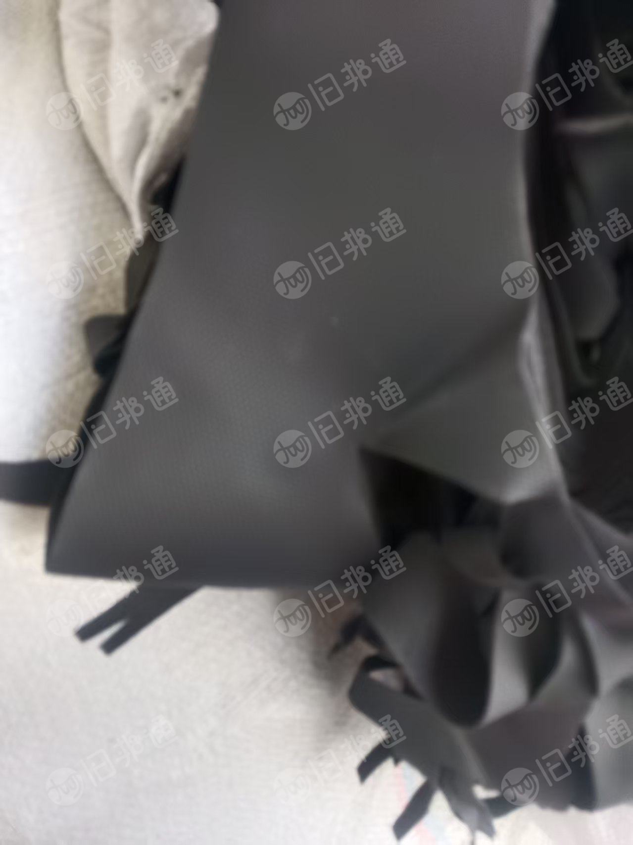 出售PVC人造革废料，月供3/4吨