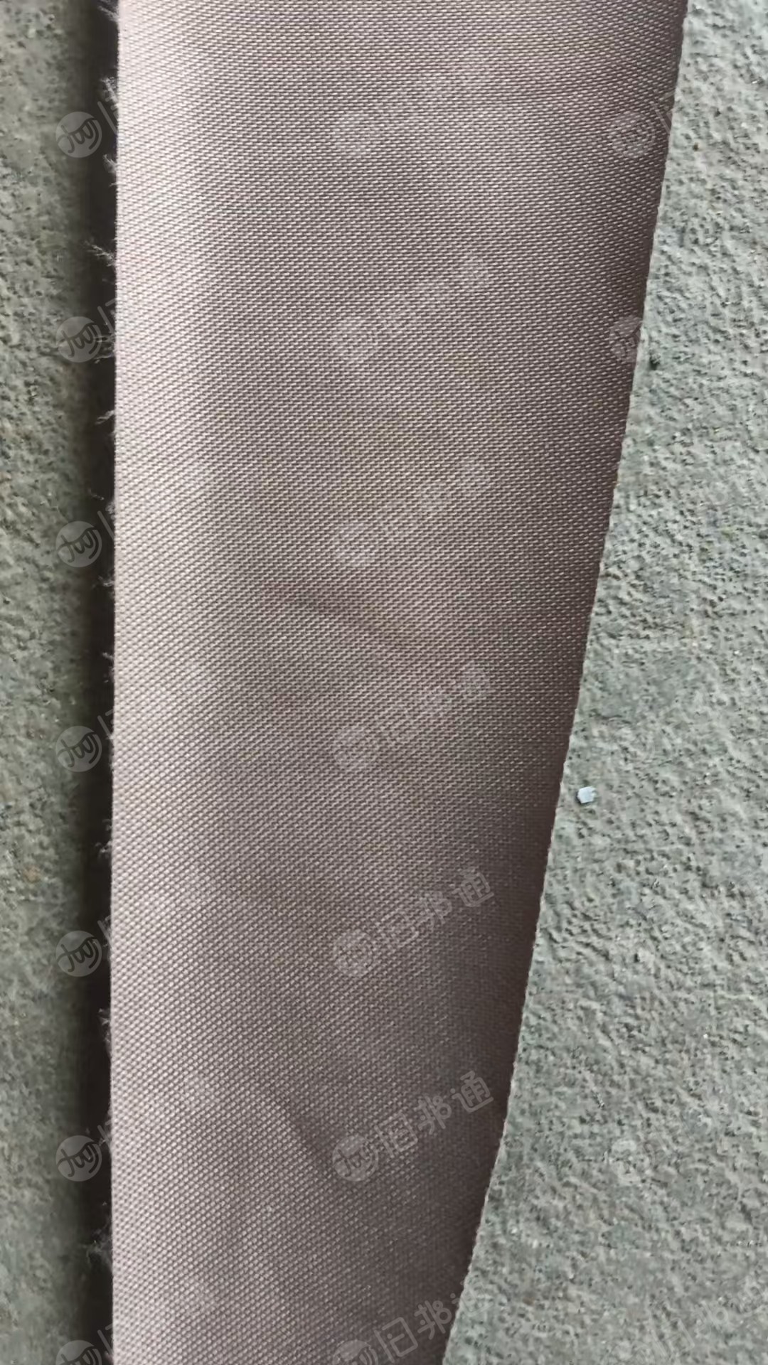 出售涤纶废布，涤纶碎布，有带涂层，可以当黑料卖，现货有20吨，货在江苏宿迁