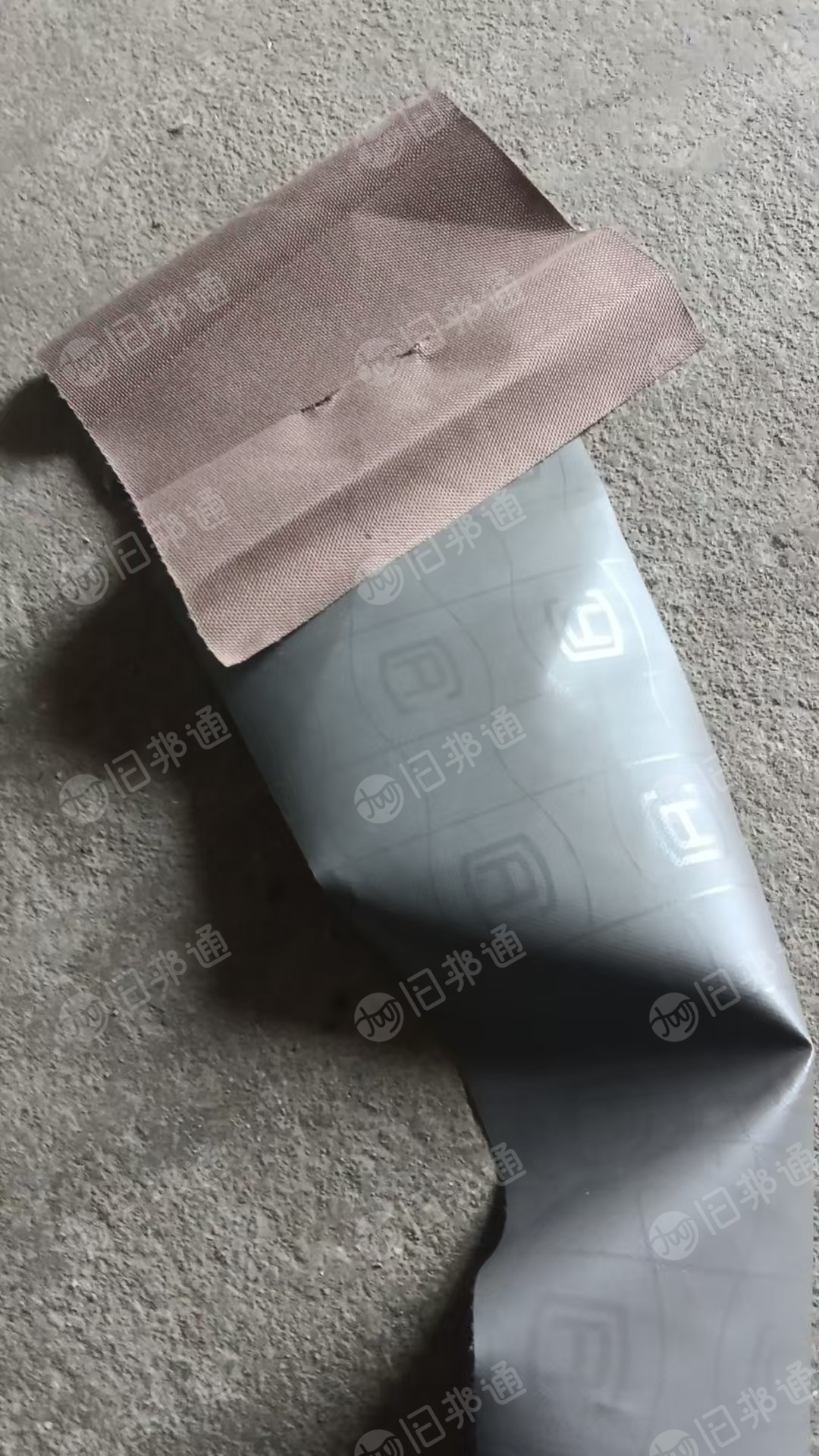 出售涤纶废布，涤纶碎布，有带涂层，可以当黑料卖，现货有20吨，货在江苏宿迁