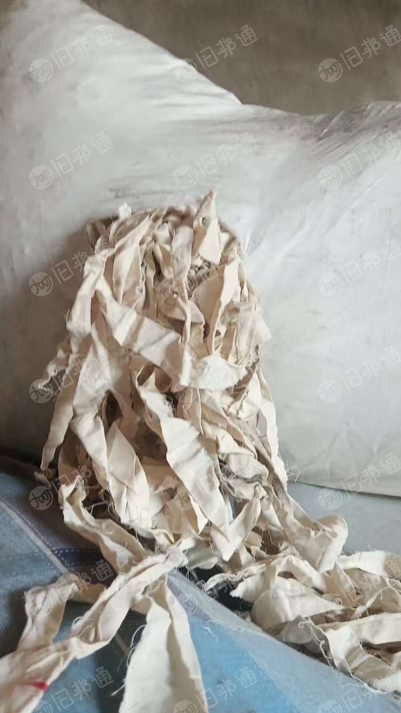 长期出售涤棉废布，印染厂下来的，棉含量85左右，漂白二白一起，统货出，现货十几吨，货在河北石家庄