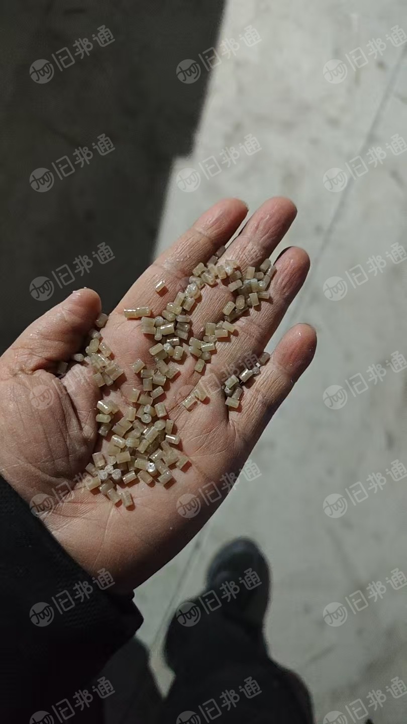 出售eps泡沫颗粒，月供30吨，小机料