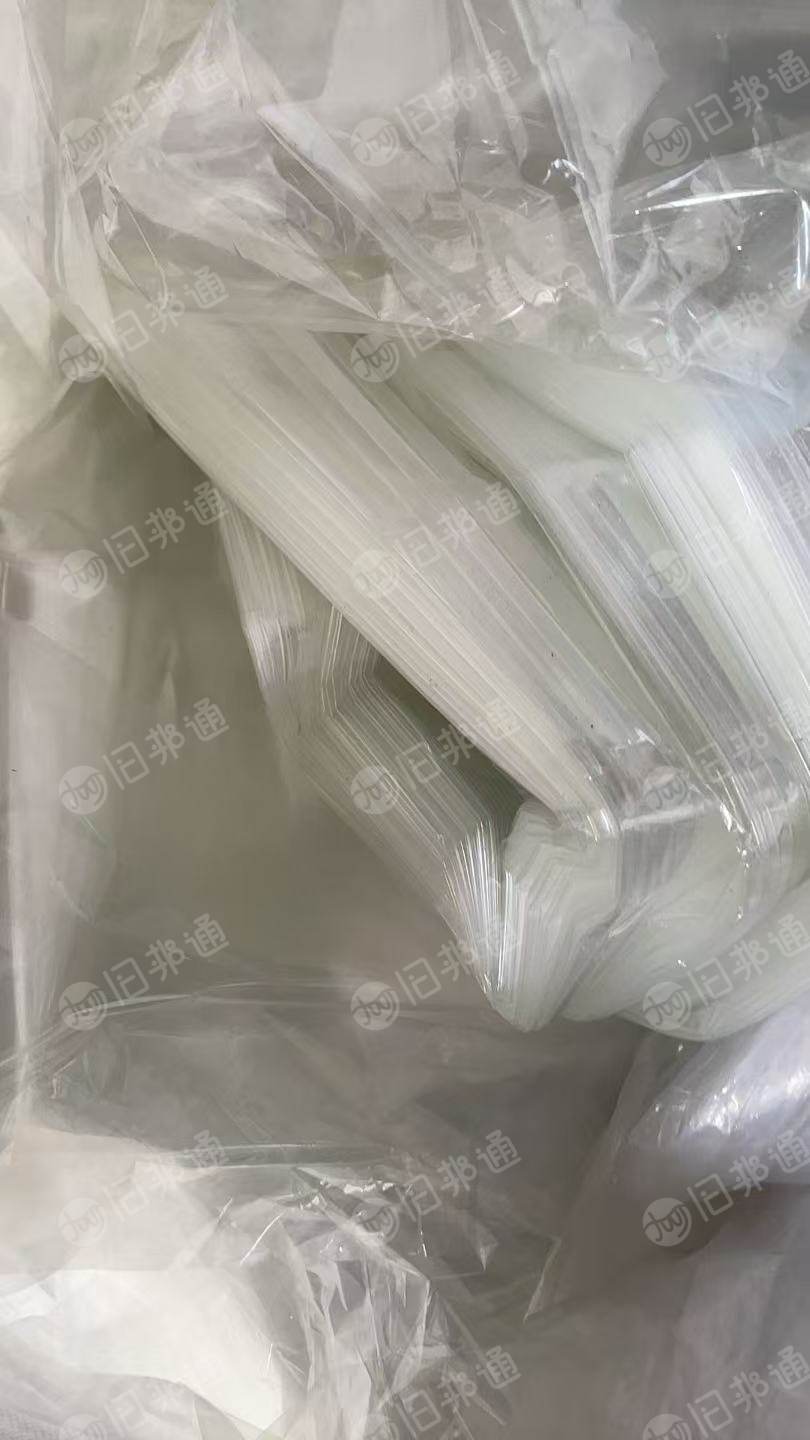 出售PET滑膜，全部是卷轴抽掉管芯的，现货120吨