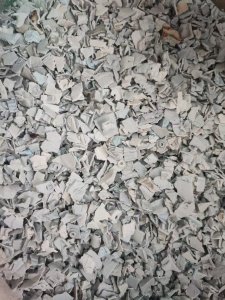 常年出售尼龙开关粉碎料，双6， 每个月四五百吨