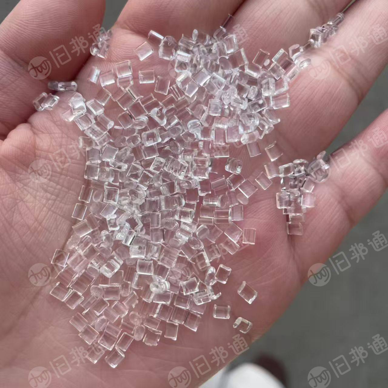 出售副牌亚克力颗粒，高透明