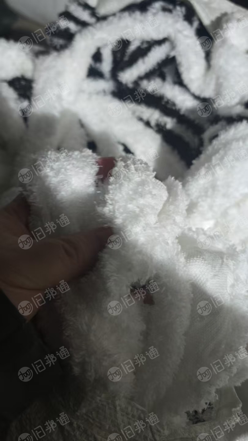 长期出售涤纶废布涤纶绒布珊瑚绒废布，可以造粒用，每个月有十几吨，货在河北保定