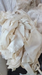 长期出售纯棉废布氨纶棉，两面弹针织布，现货60多吨，货在江苏盐城