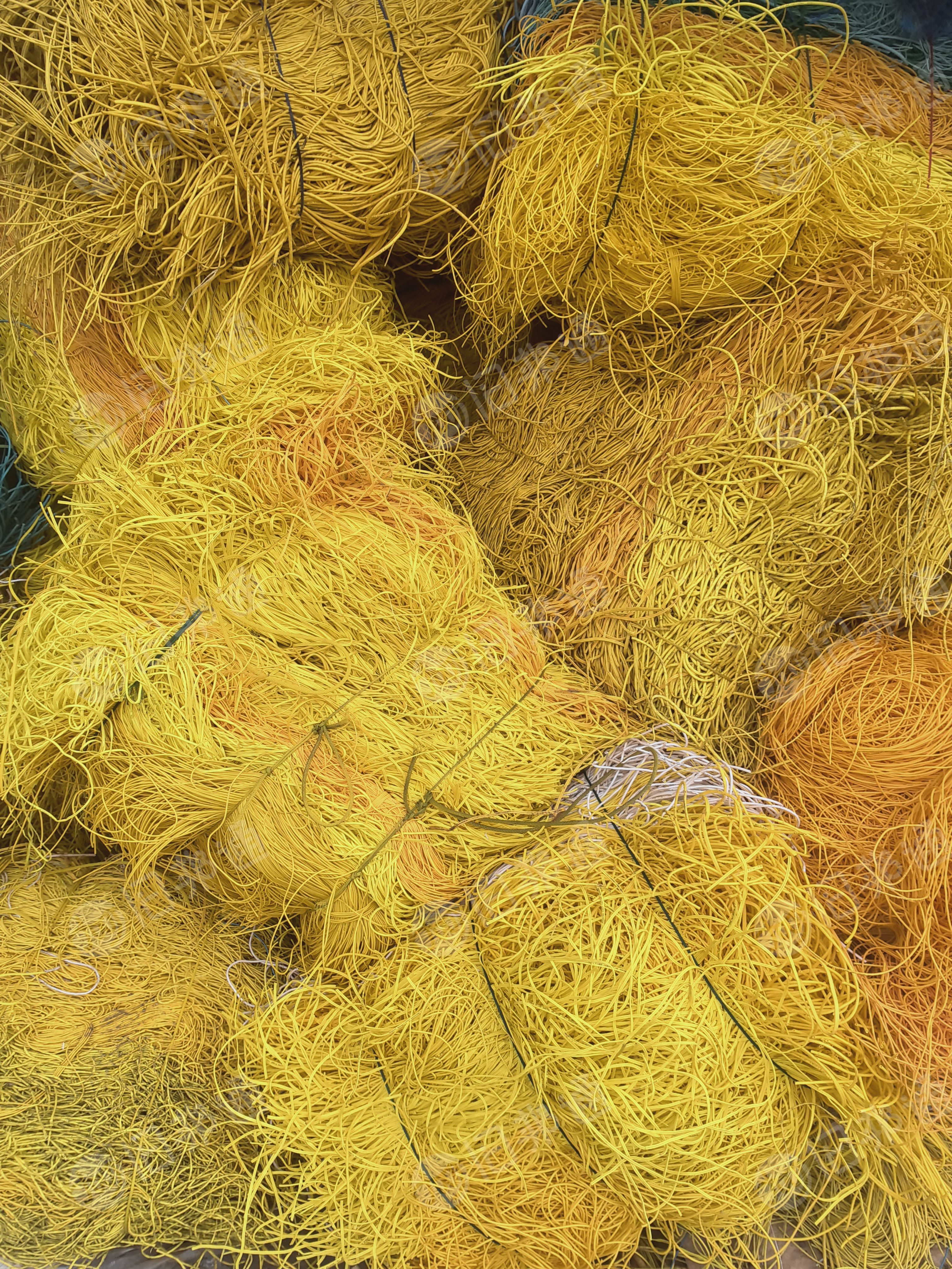 出售PVC光缆皮毛料，月供30/40吨