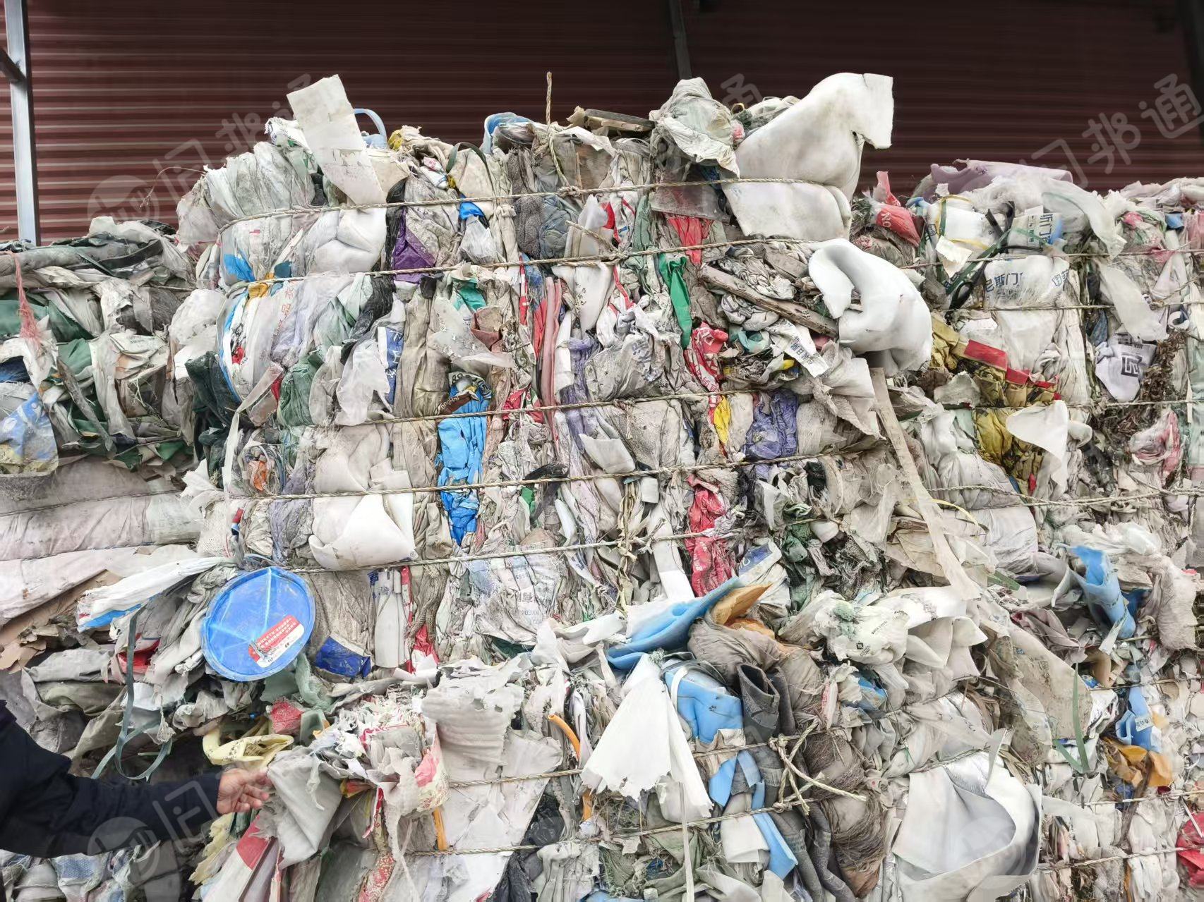 出售燃烧料，工业垃圾下来的，现货几百吨