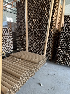 出售二手纸管，内径7.6cm，厚度0.5/0.6cm，长度1.4米