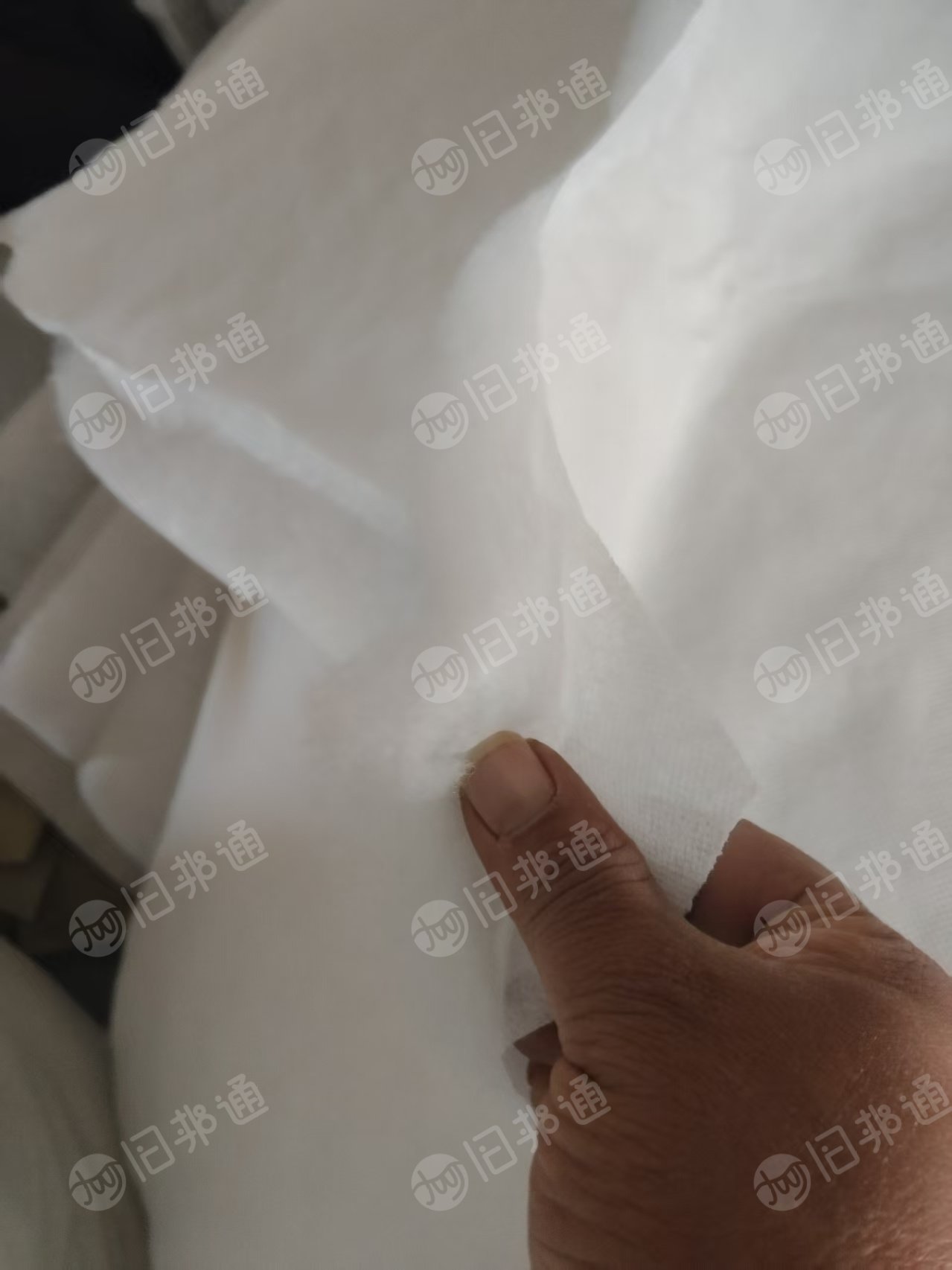 长期大量出售丝棉下脚料,白色带布丝棉,绗棉,月供百来吨,货在江西赣州