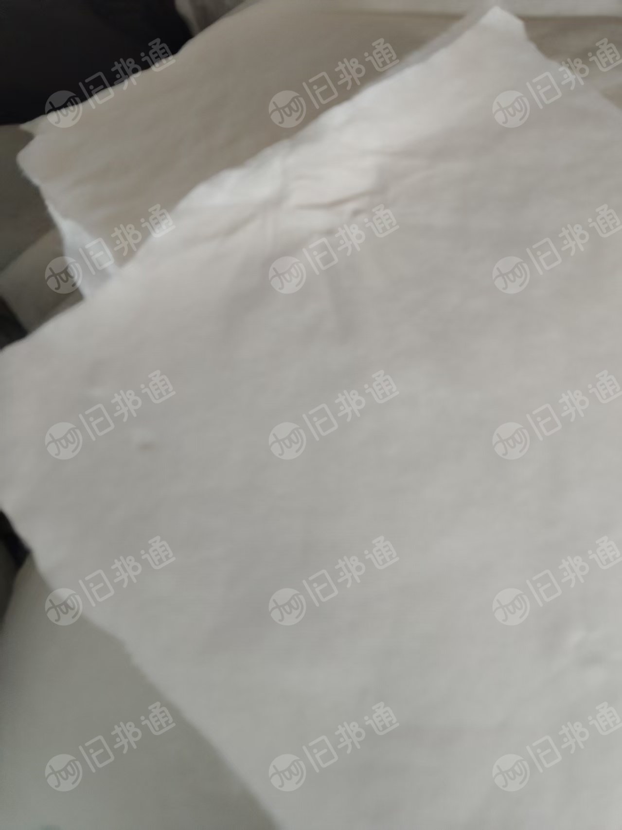 长期大量出售丝棉下脚料，白色带布丝棉，绗棉，月供百来吨，货在江西赣州