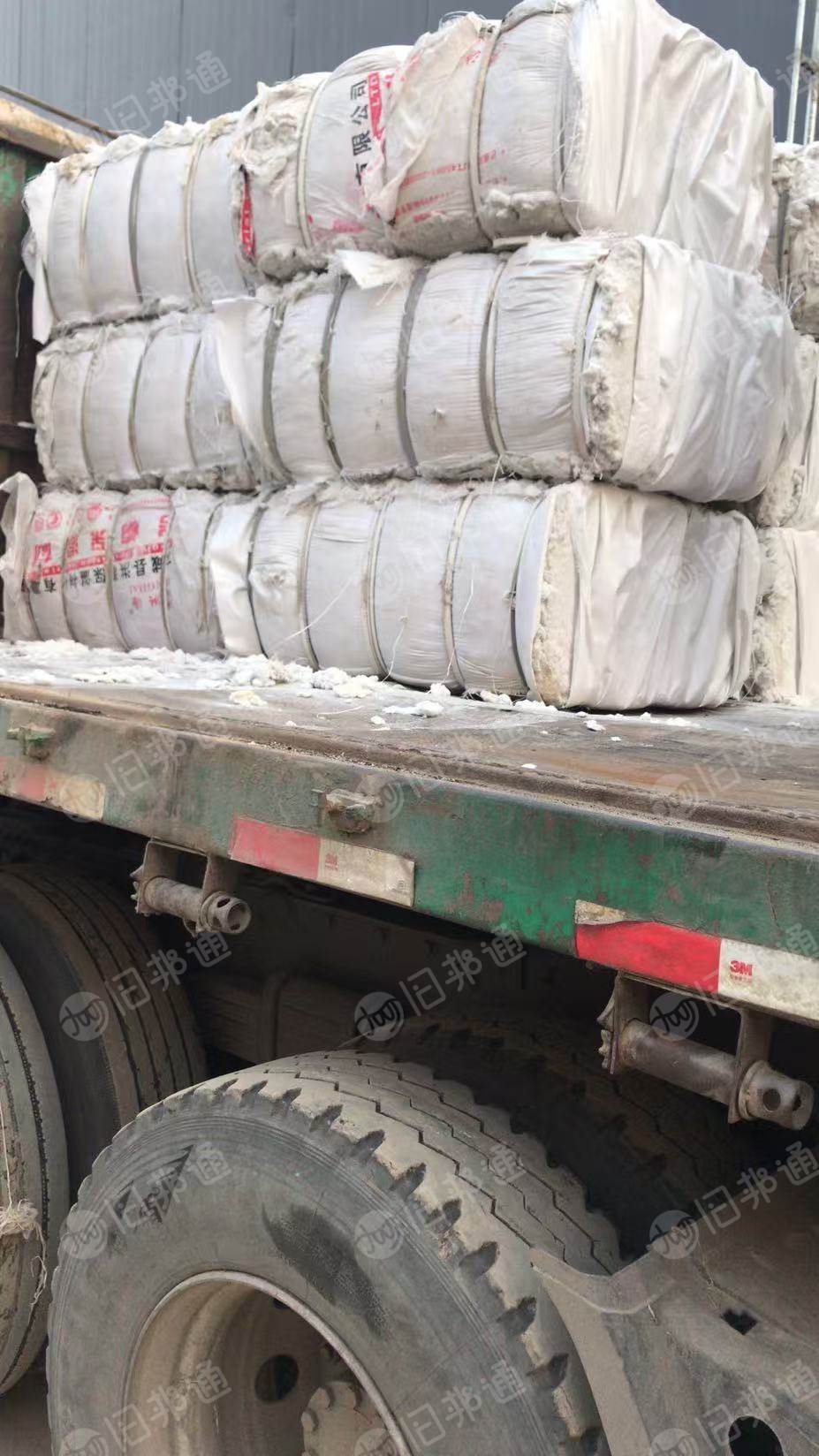 长期出售锦纶毛毛料磨毛料，100%纯锦纶的，现货30多吨，货在河北沧州