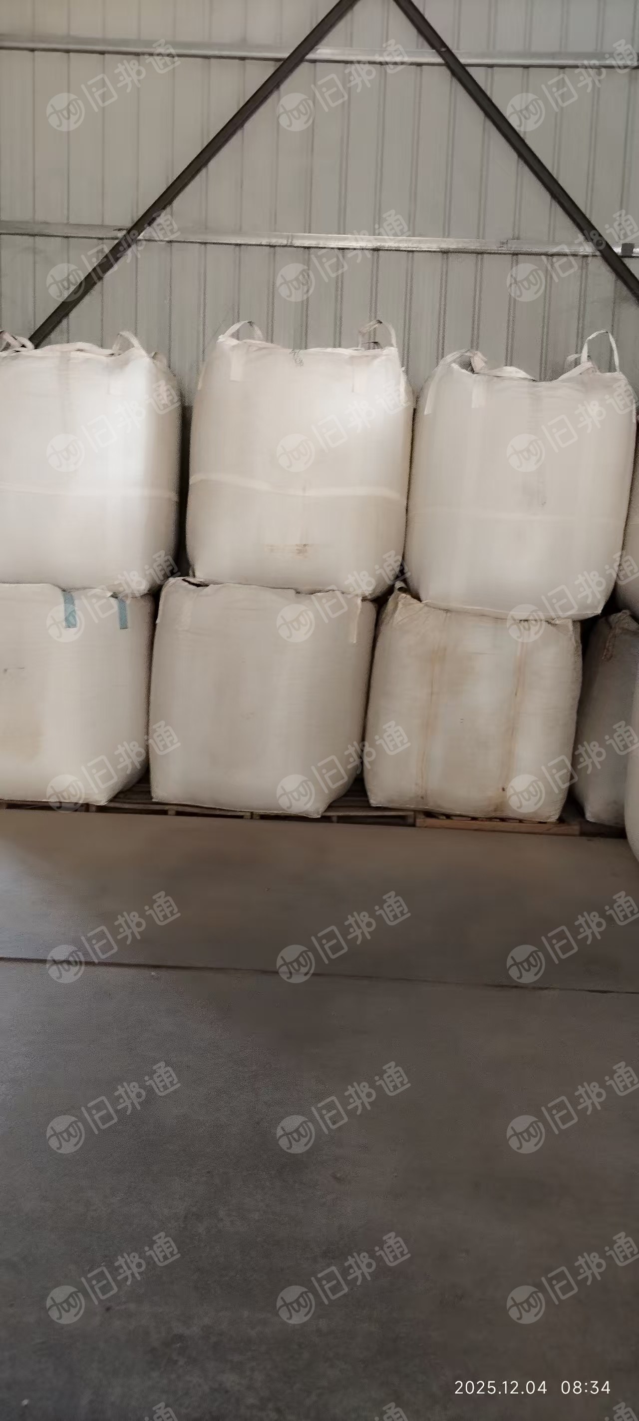 出售二手吨袋，四吊的，装颗粒下来的，现货200个