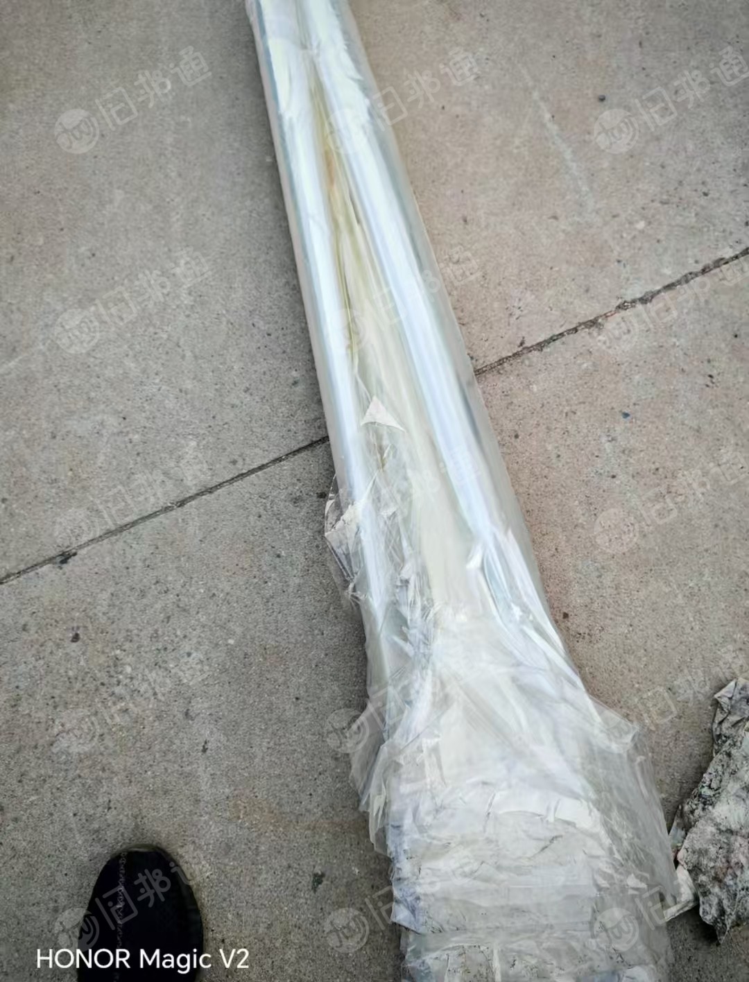 长期出售pet复合膜废料，带胶不带胶的都有，现货10吨