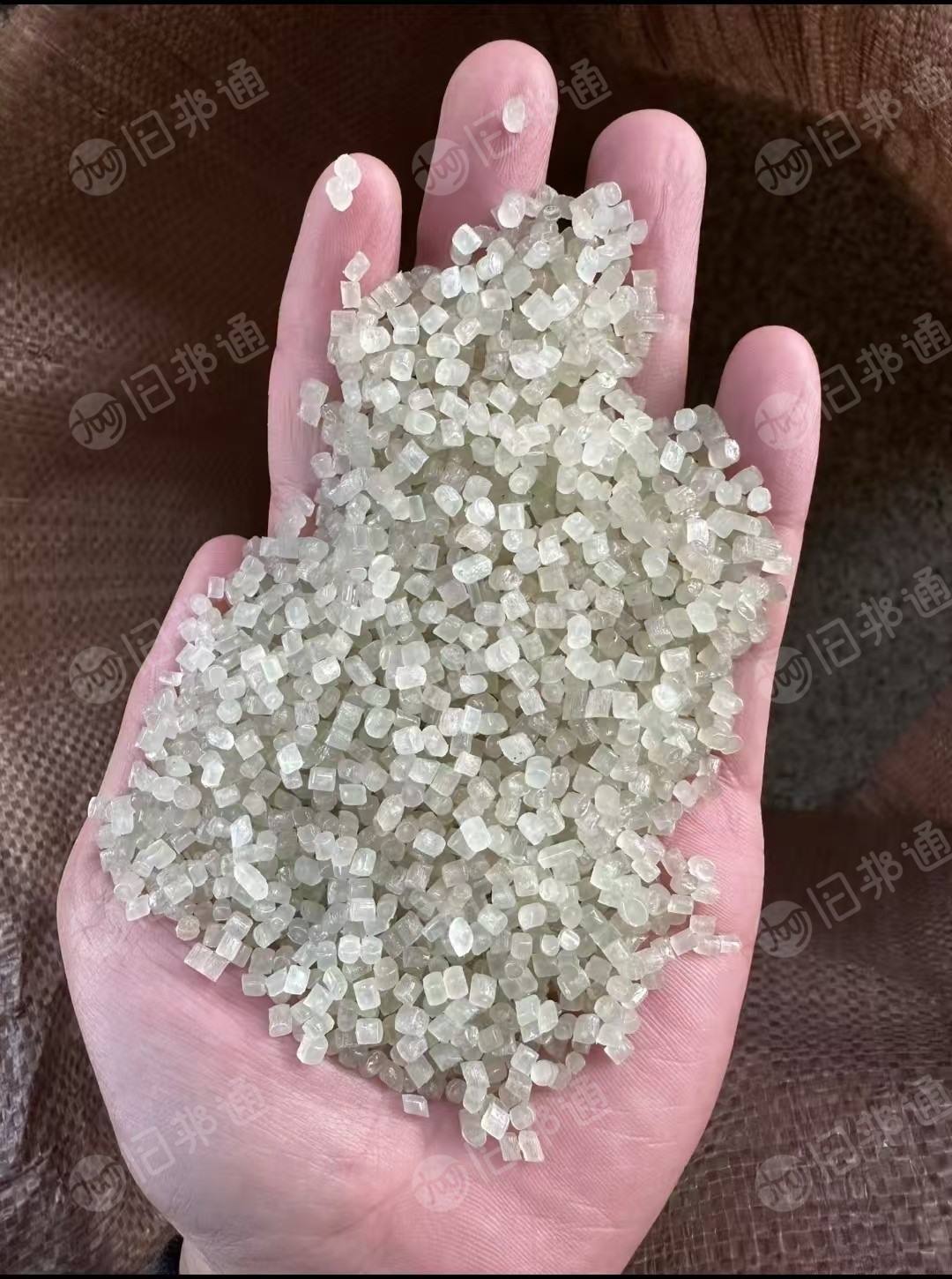 出售纯缠绕膜颗粒，粘膜颗粒