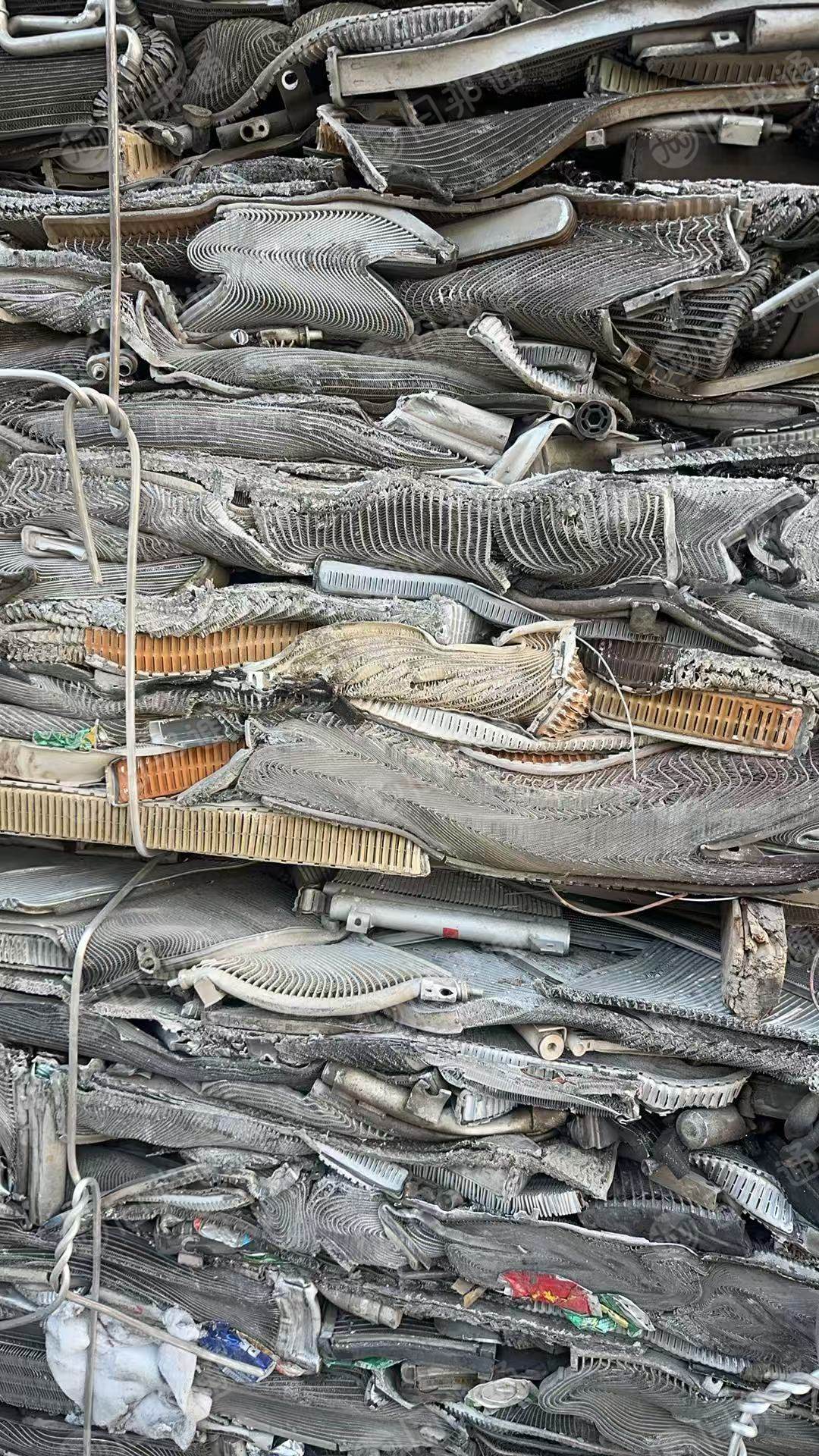 出售小水箱铝废料， 现货5吨