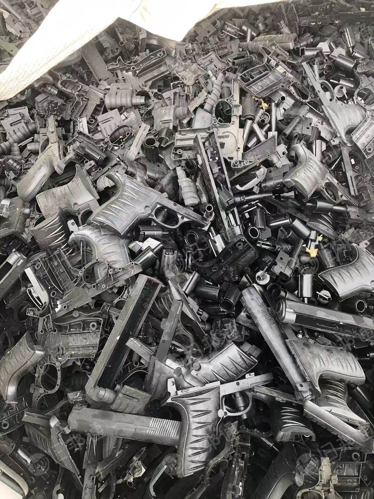 出售ABS毛料，玩具枪废料，现货10吨