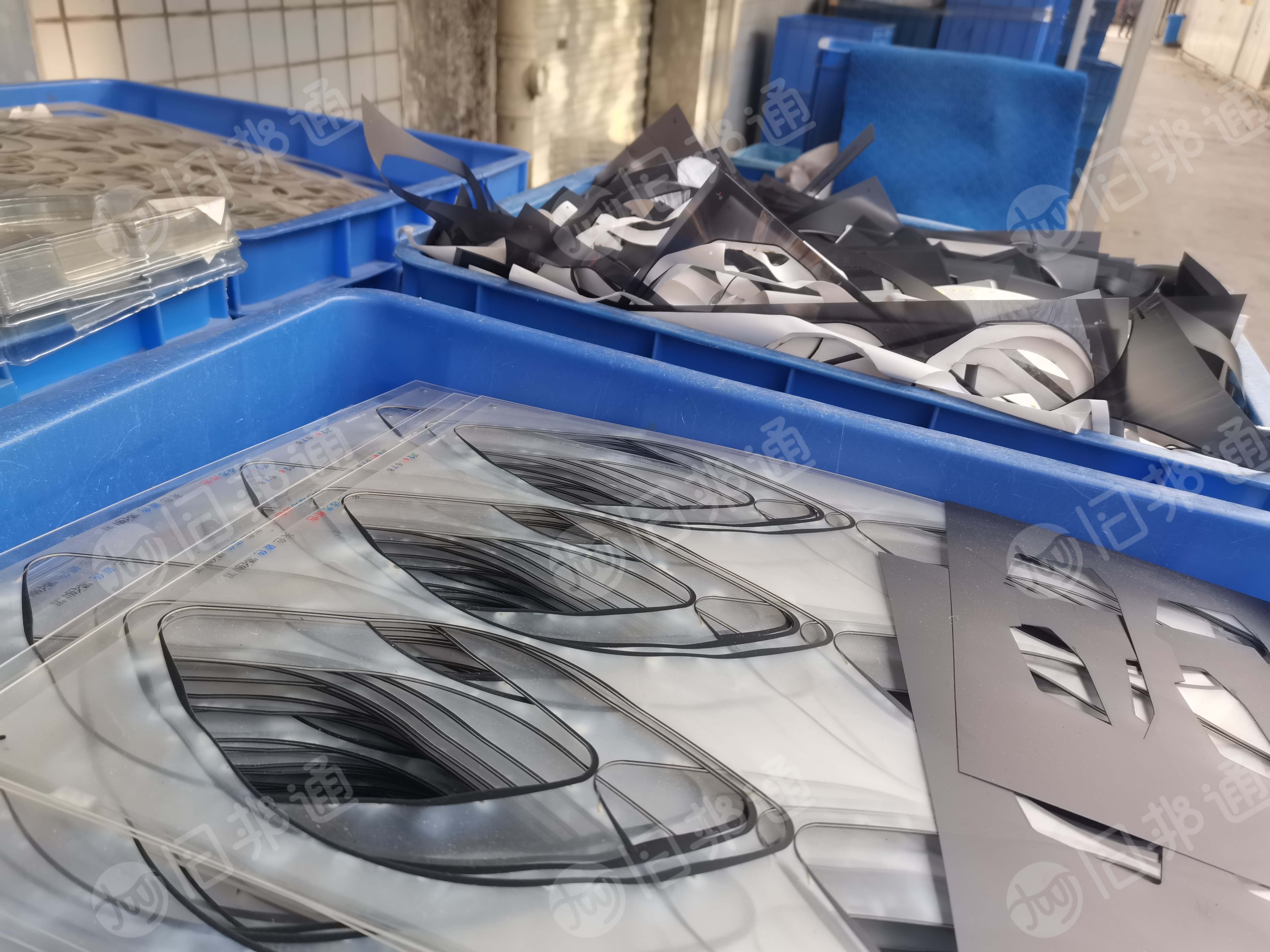 长期出售pc片材废料，摩托车仪表盘边角料，无膜无胶不阻燃