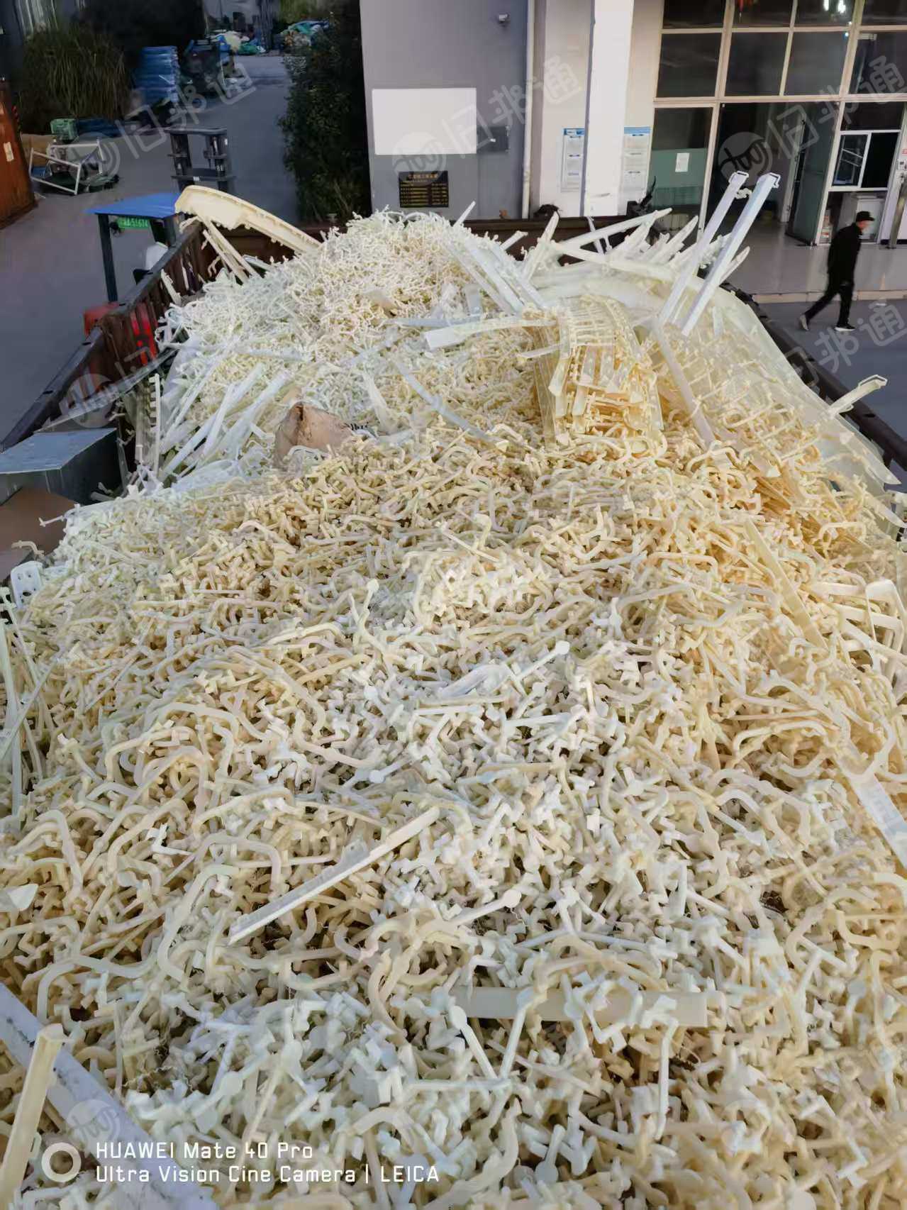 长期出售abs水口破碎料，够车发走