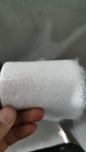 长期出售涤纶无纺布，涤纶无纺布边角料，现货4吨左右