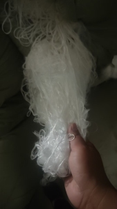 化纤厂长期大量出售涤纶废丝，涤纶干丝，有阳离子的，也有普通的，有白色的，也有其他颜色的