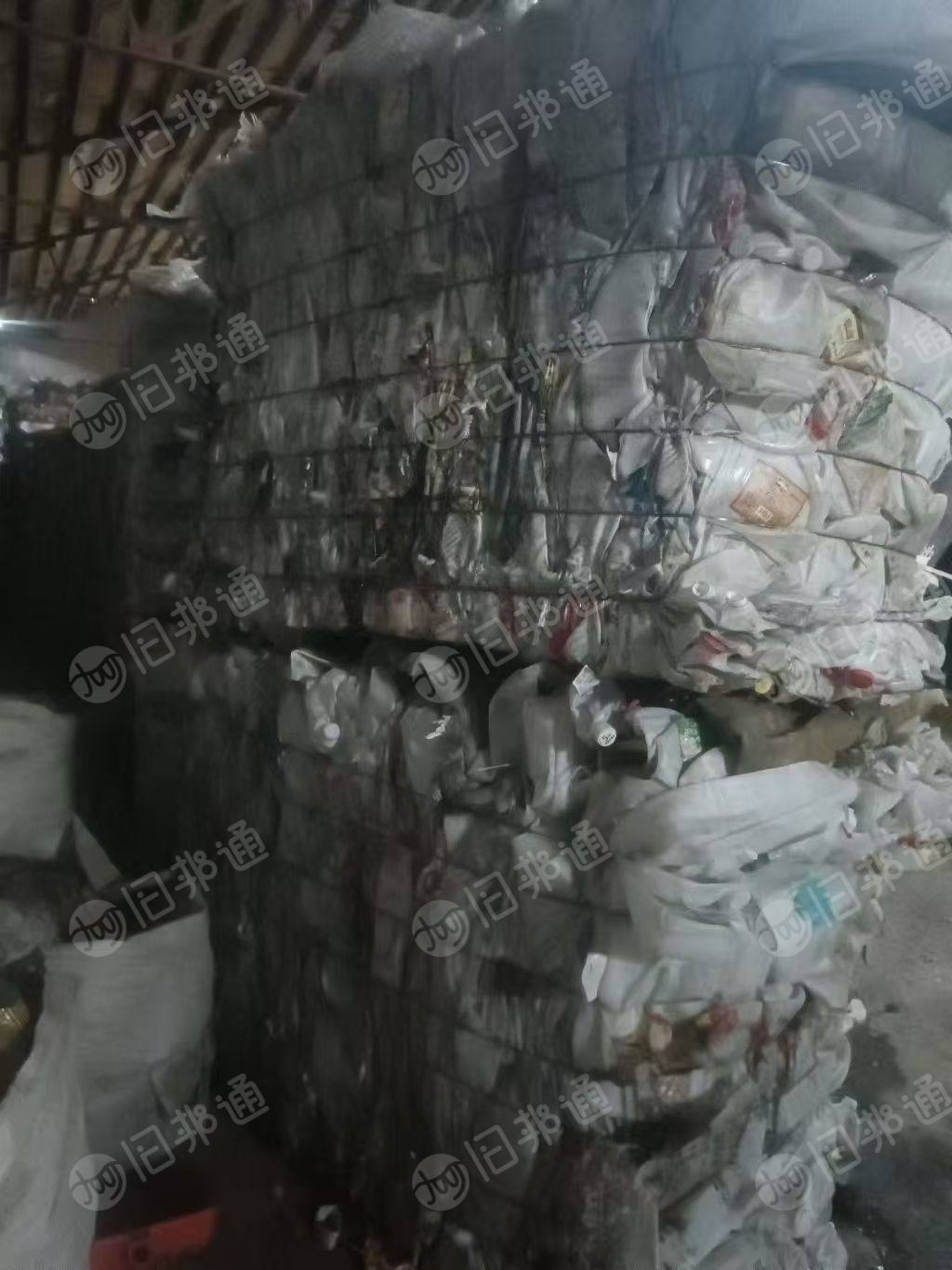 出售尿素桶压块，室内货，现货10吨