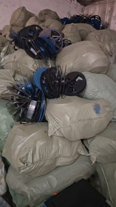 长期出售ps圆盘，蓝白黑混一起，现货够车