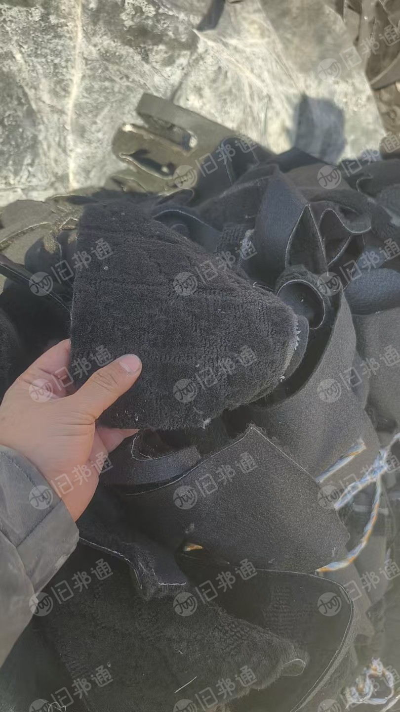 长期大量回收涤丙地毯料，含丙60以上，做防臭鞋垫用，厂在河北保定