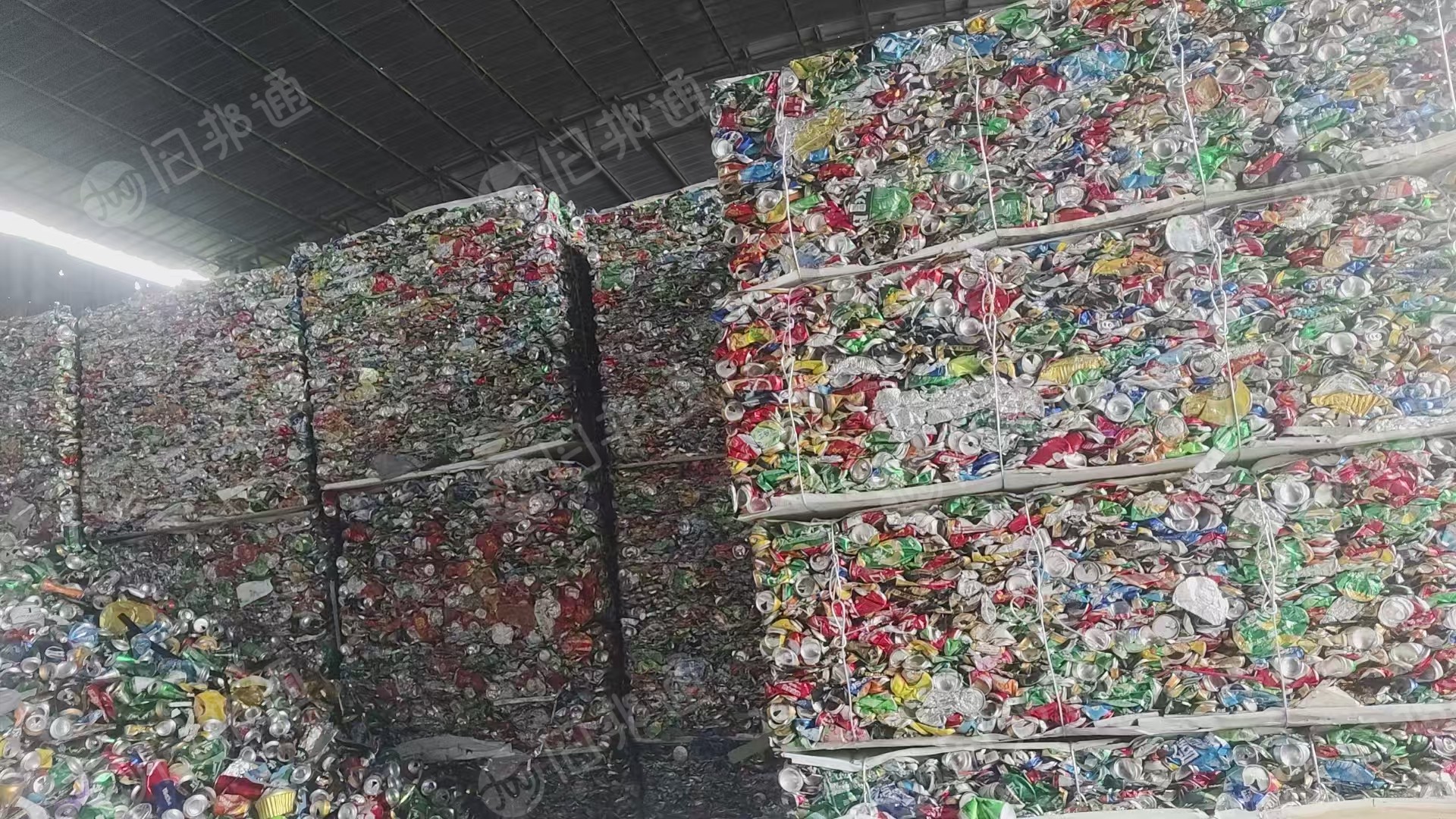 出售易拉罐棉花包，现货60吨左右，厂里一手货