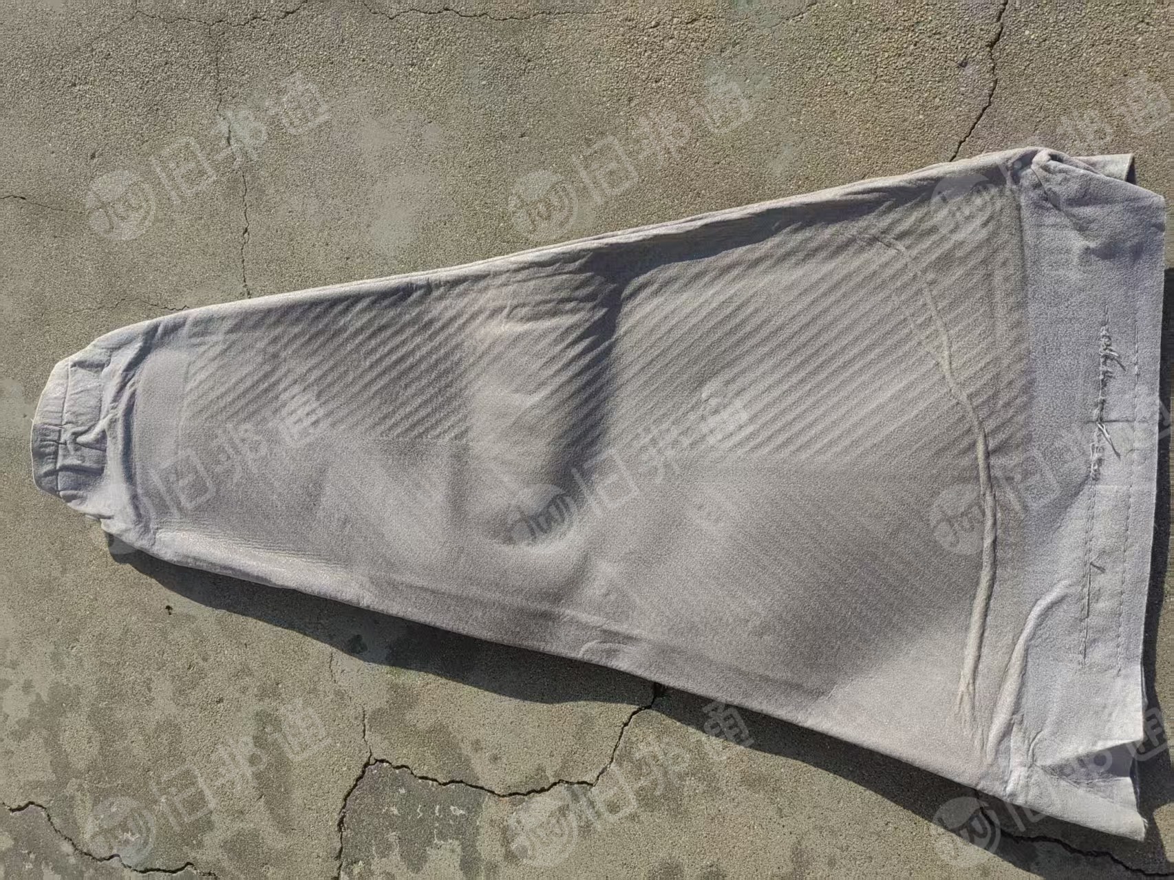 长期出售涤纶过滤布，精矿厂下来的，现货6吨左右，货在河北衡水