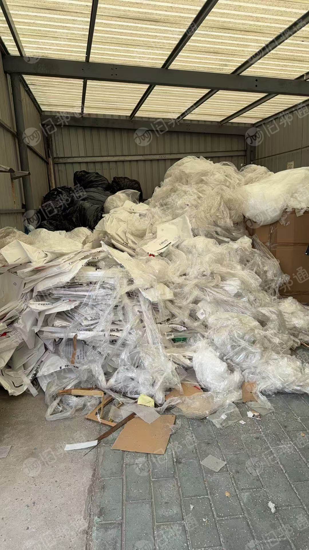 常年出售水洗缠绕膜，每月几十吨