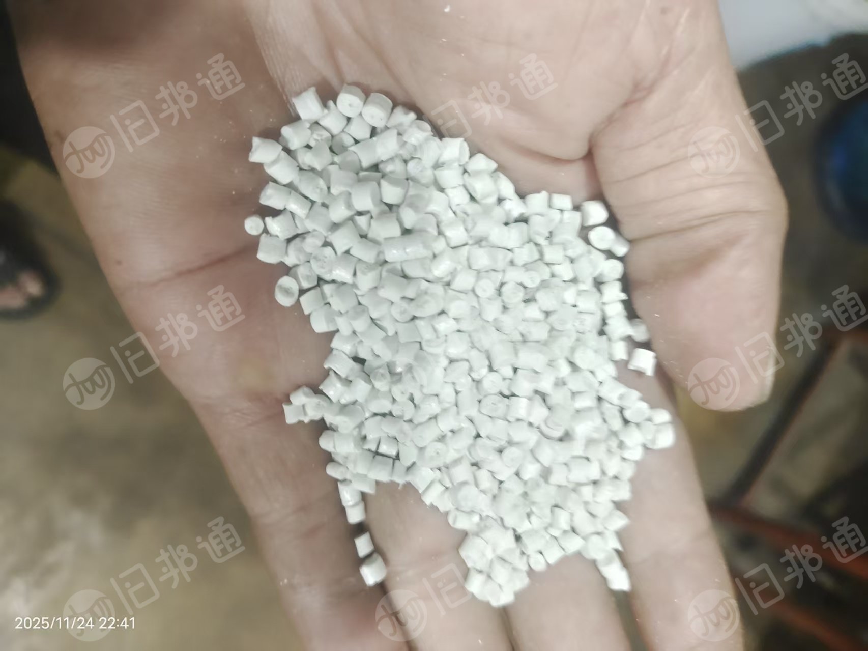 出售亚克力颗粒，公仔粉颗粒，可做筛子，常年生产