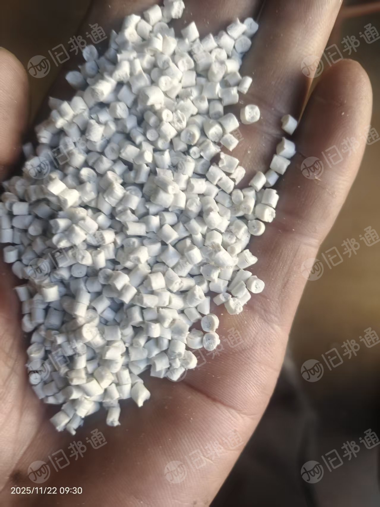 出售亚克力颗粒，公仔粉颗粒，可做筛子，常年生产