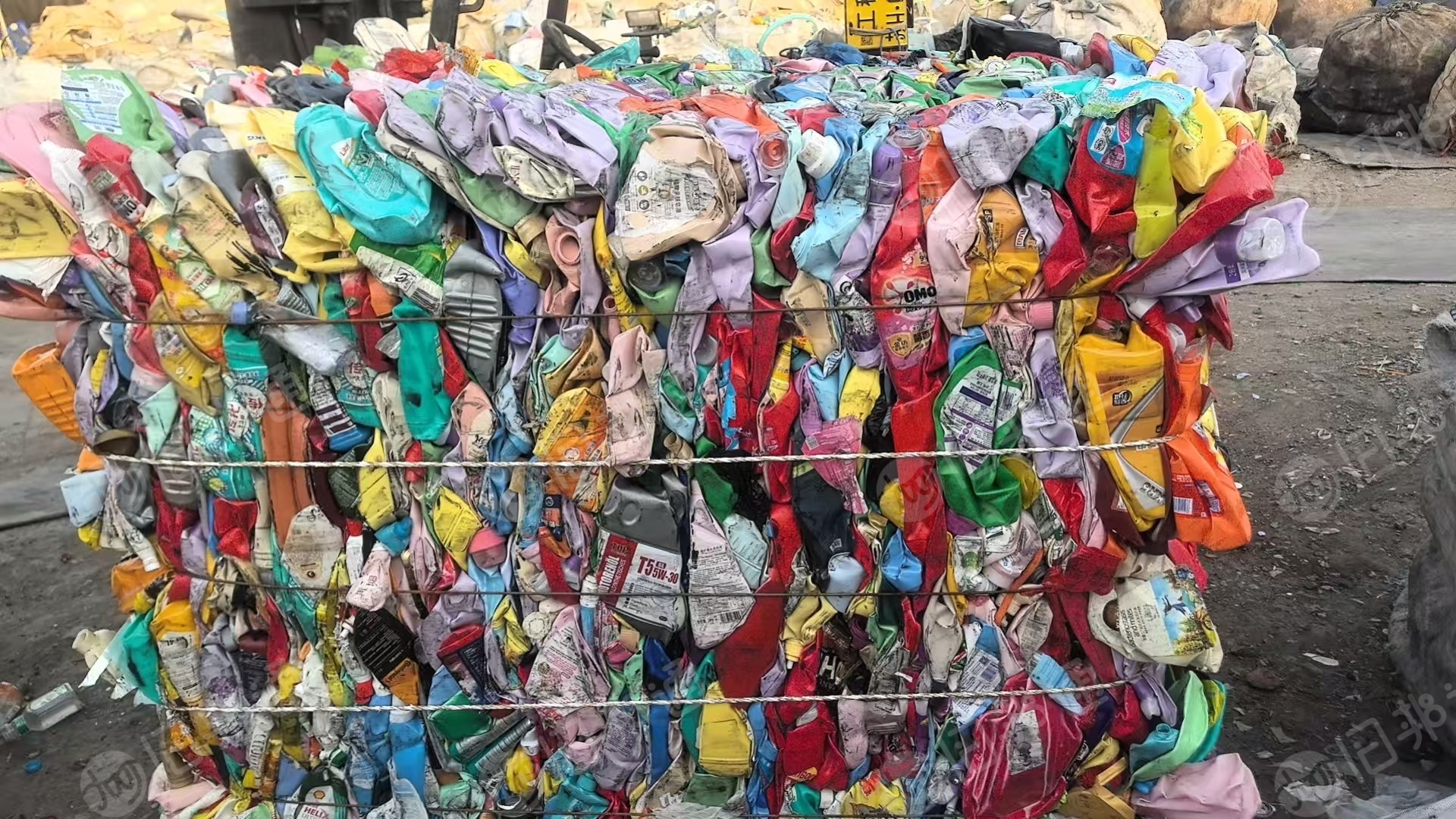 长期出售花乙压块，大小白压块，现货够车