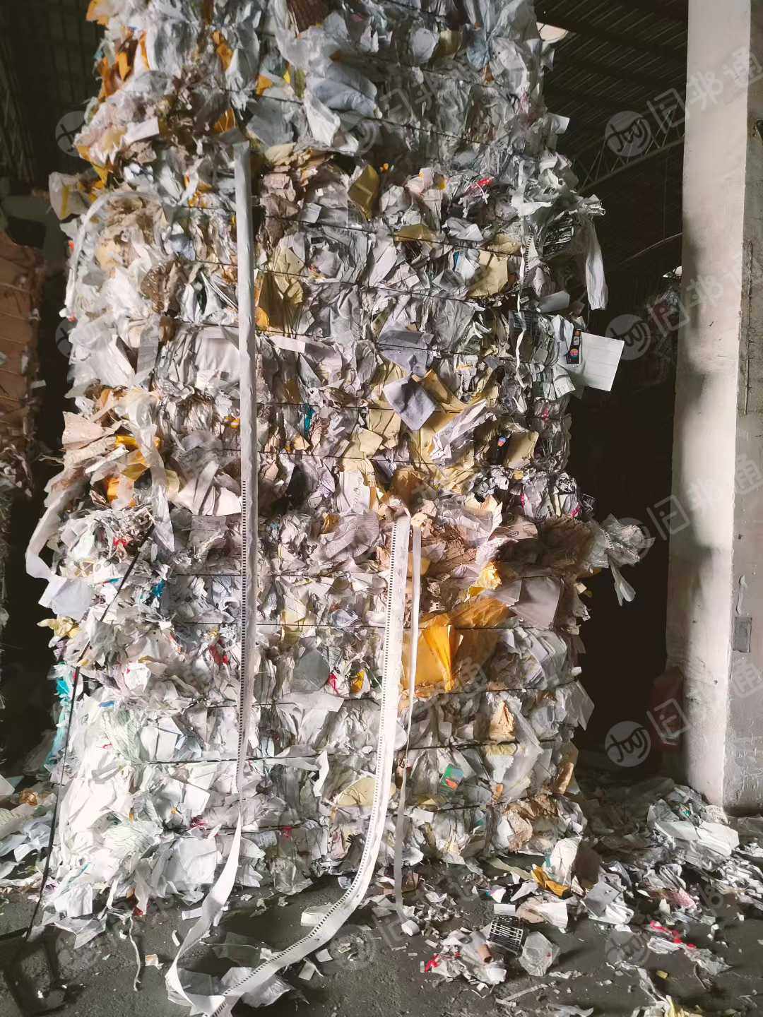 长期出售废不干胶纸压包料