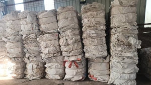 出售吨包废料，现货12吨