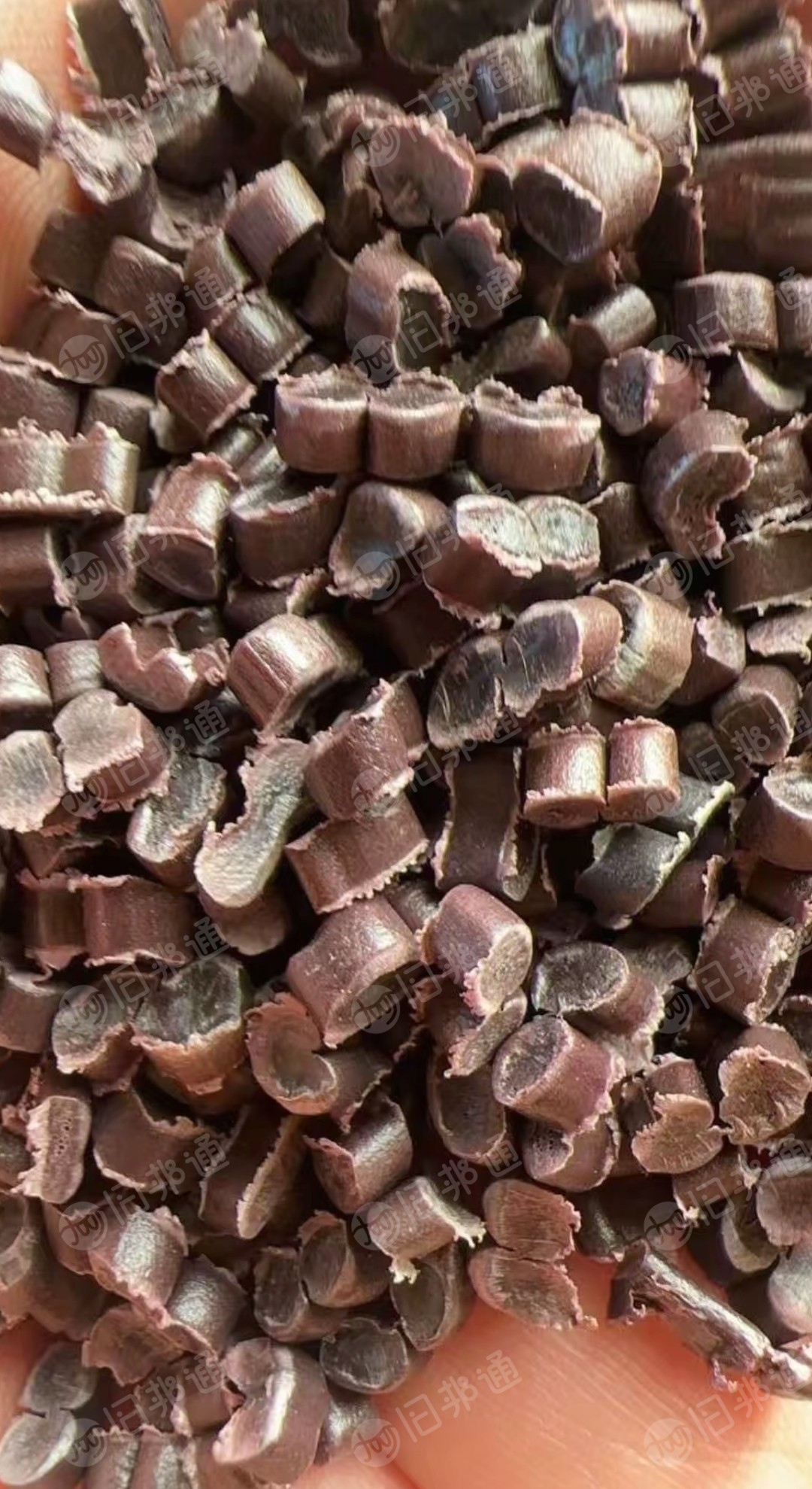 出售高压膜颗粒，轮胎膜颗粒，现货200吨