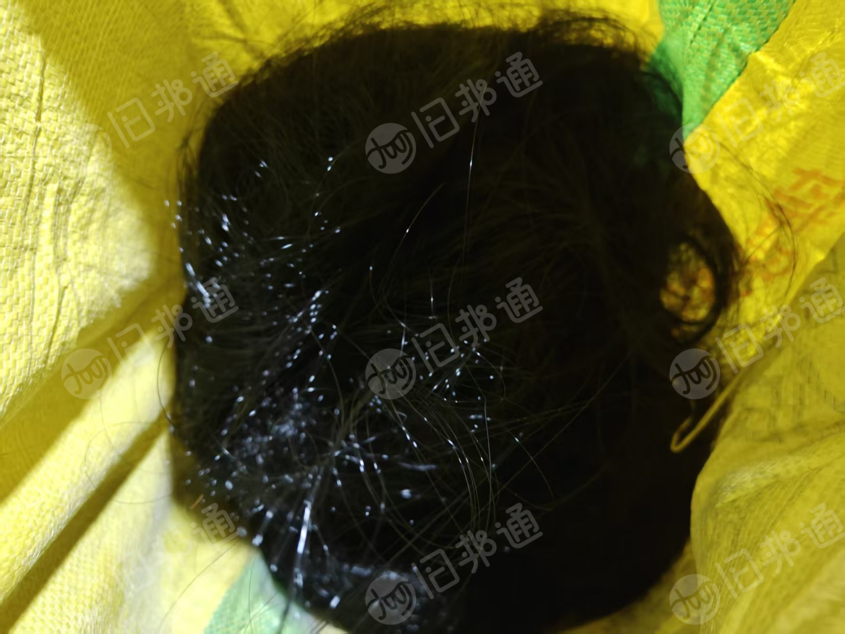 出售化纤厂下来的黑色锦纶废丝，尼龙废丝，单六，现货有七八吨，货在山东德州