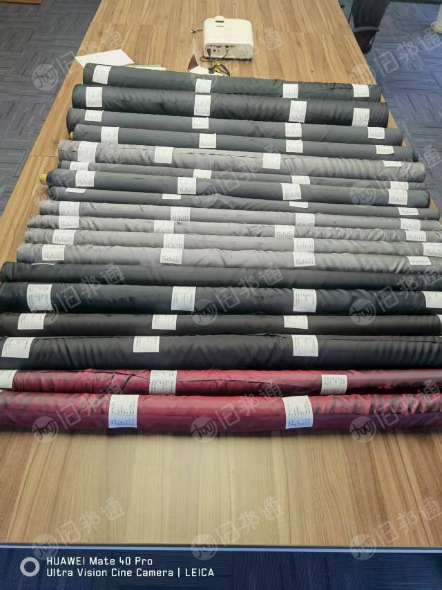 现货处理一批库存里布，进口的，厂家做服装出口外贸订单剩下来的，质量很好，有2000多米