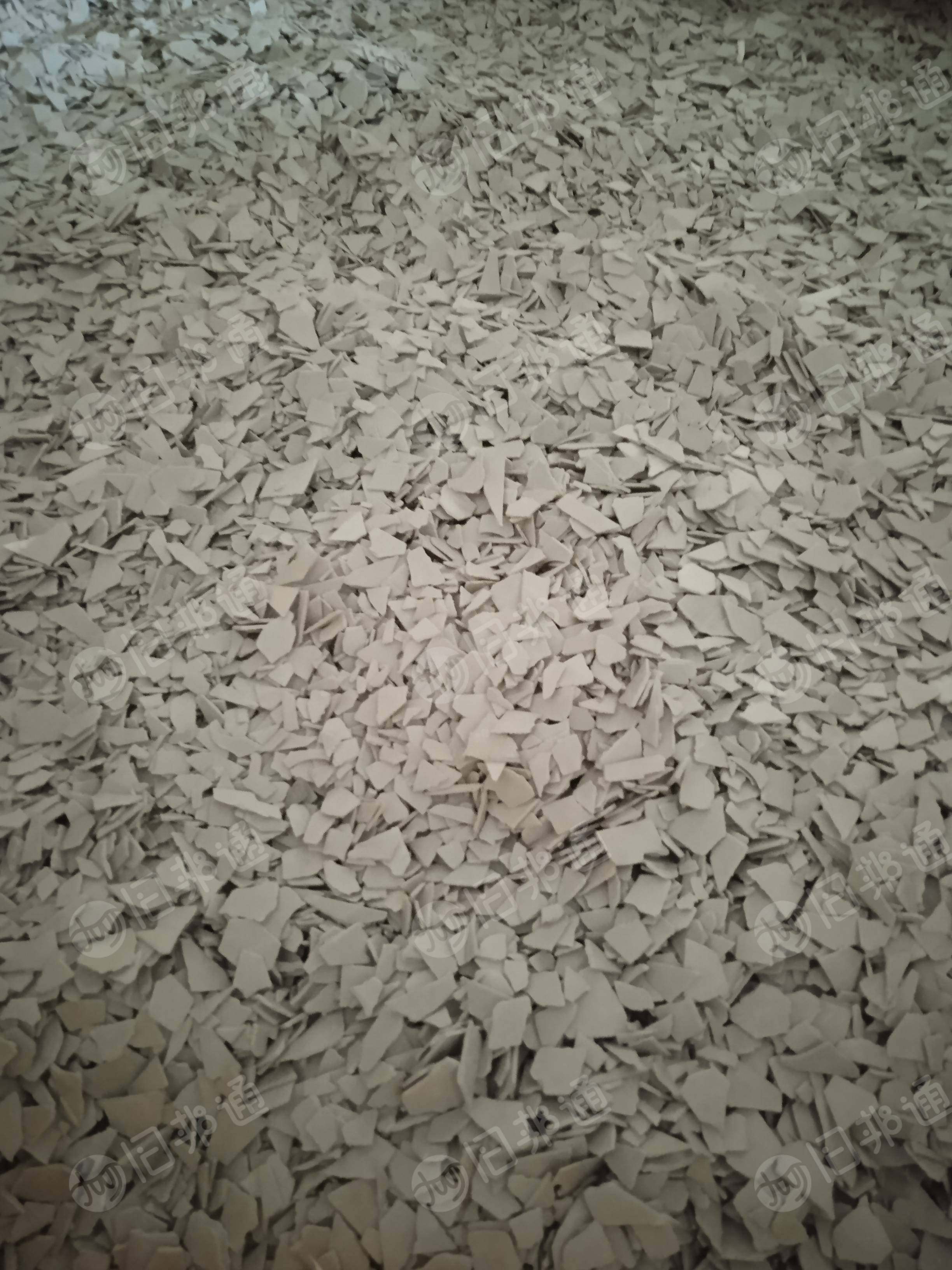 出售PPS破碎料，加纤，浅咖，深咖，黑色。每个月50吨