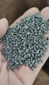 出售本色PBT颗粒，白色，黑色都有，可定制