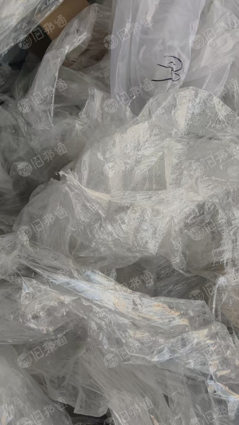 大量出售干造纯缠绕膜废料