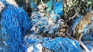 出售醋酸，压包好的