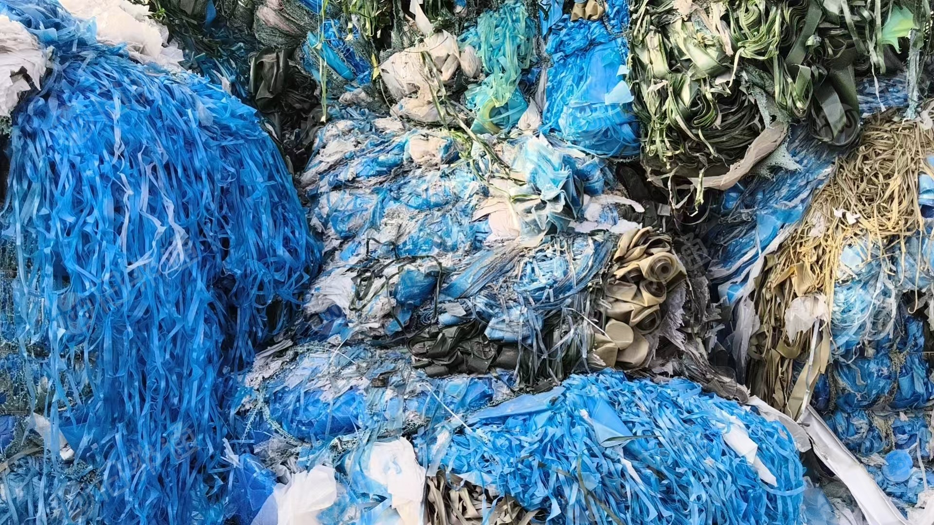 出售醋酸，压包好的