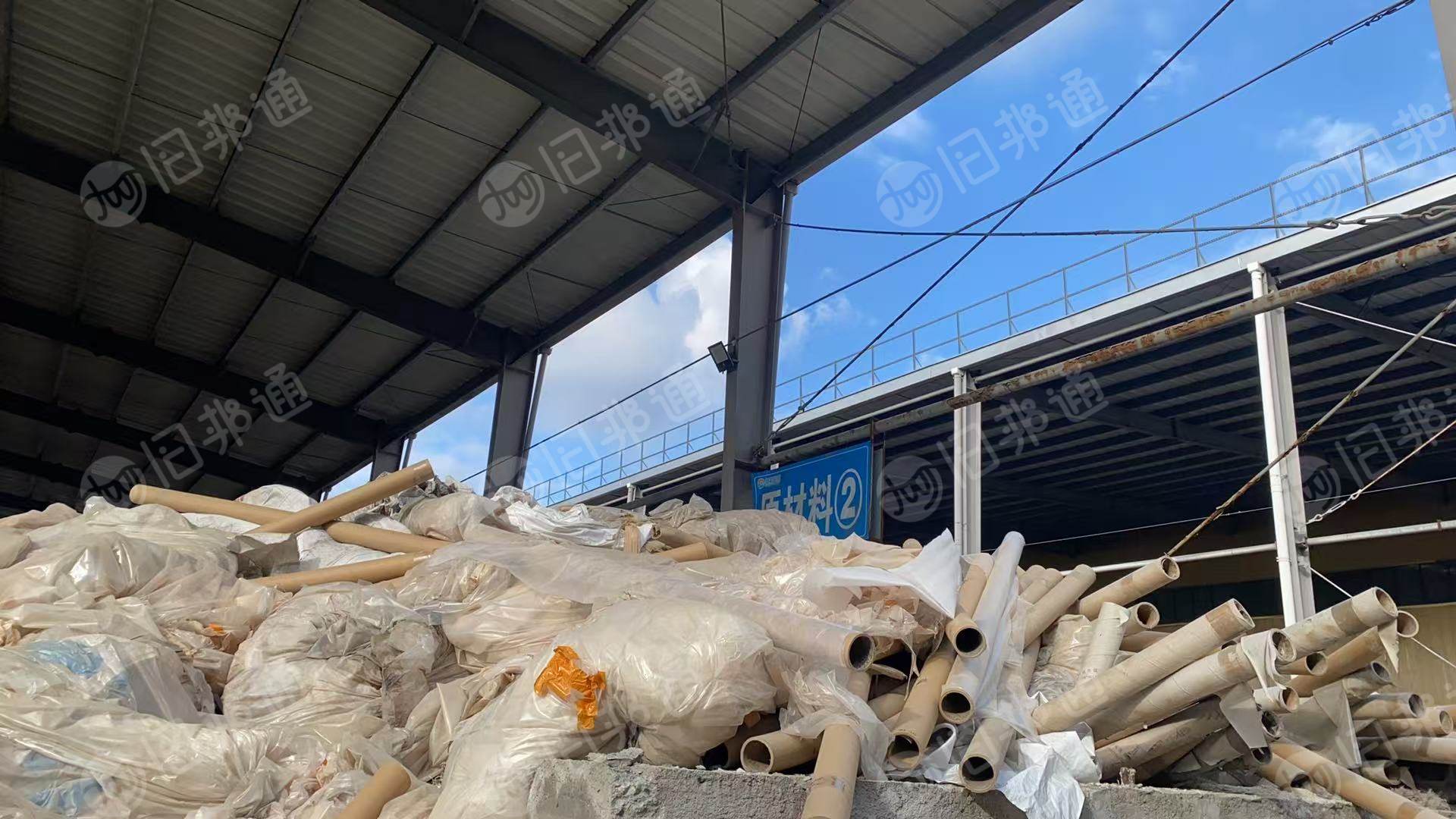 出售水洗PE高压膜废料，铸造厂下来的，没有做任何的加工直接压包的，现货10/20吨