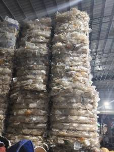 出售透明餐盒，现货33吨，长期有货